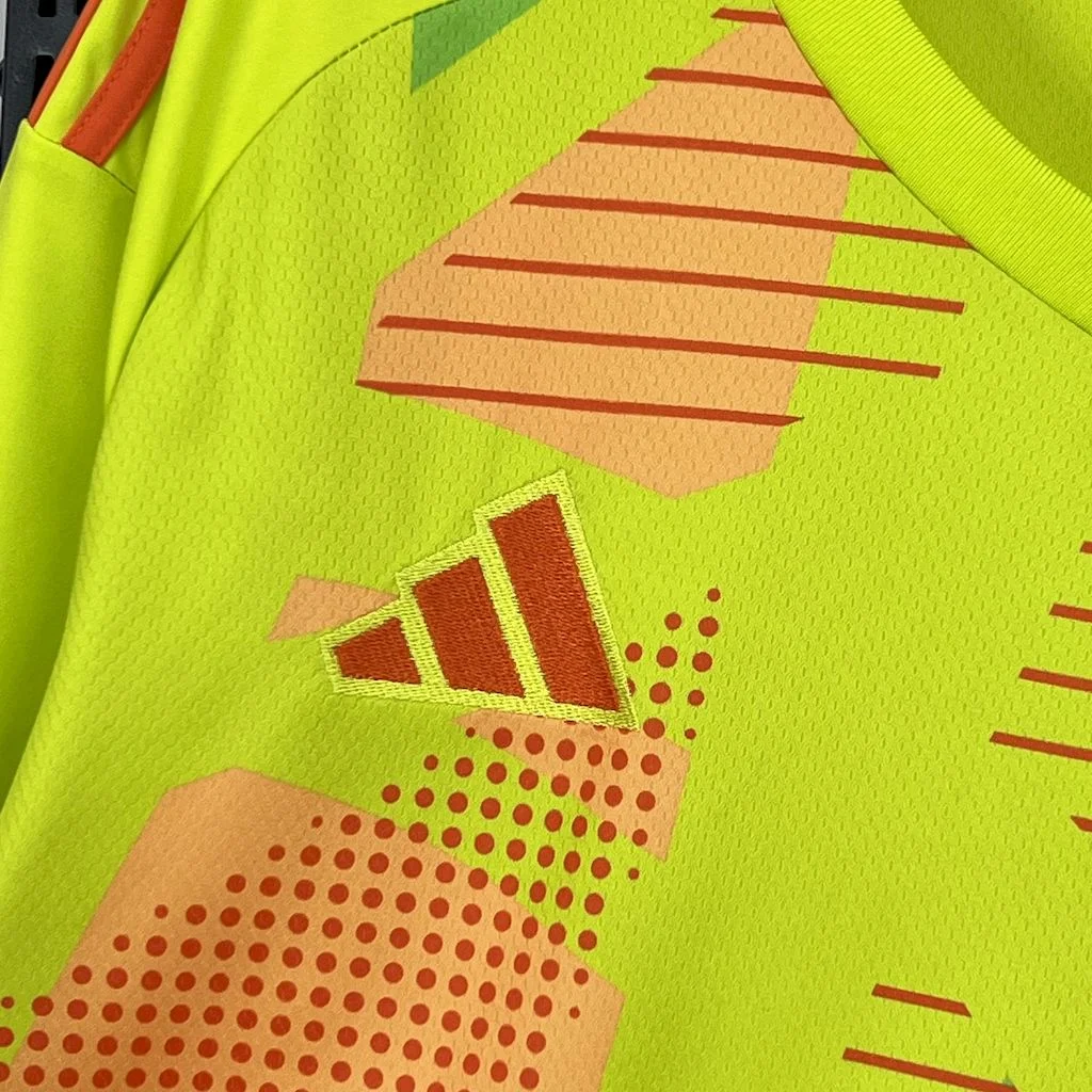 2025/2026 Flamengo Goalkeeper Green Football Jersey1:1 Thai Quality - Image 5
