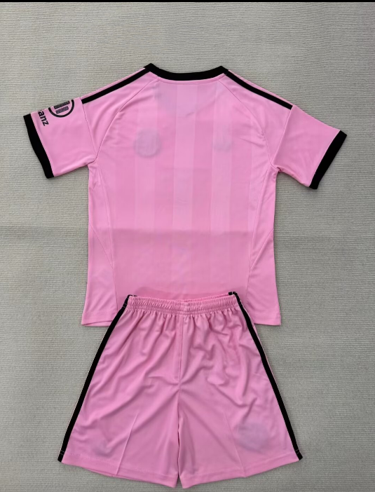 2025/2026 Bayern Munich Goalkeeper Pink Football Shirt 1:1 Thai Quality Kids Size - Image 2
