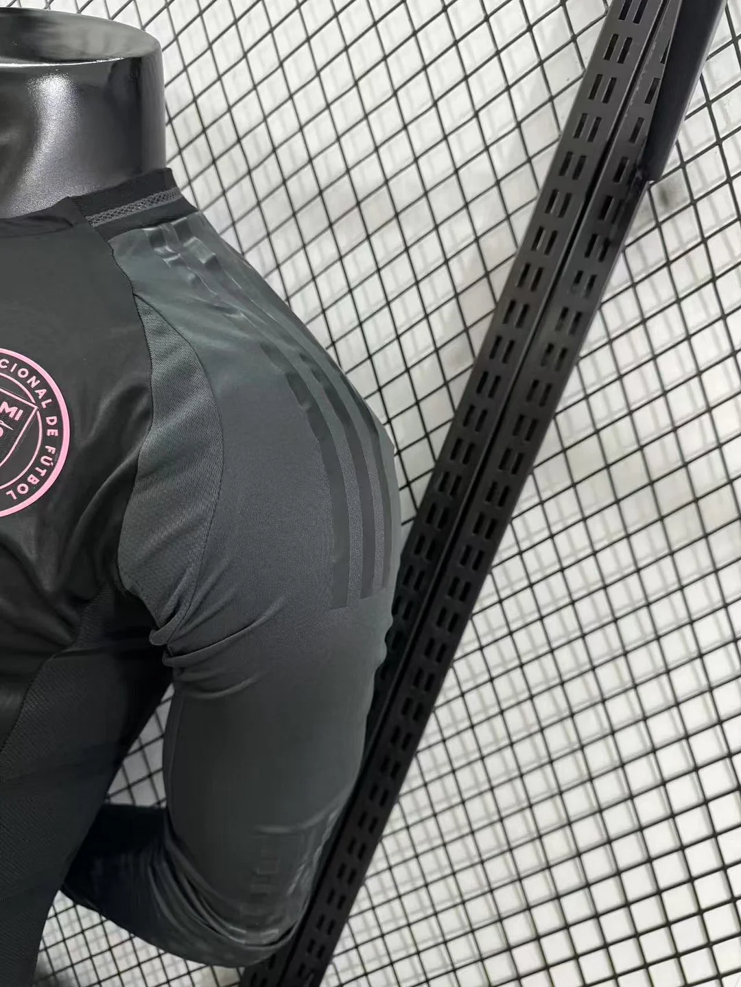 2025/2026 Long Sleeve Player Version Inter Miami Away Soccer Jersey 1:1 Thai Quality - Image 7
