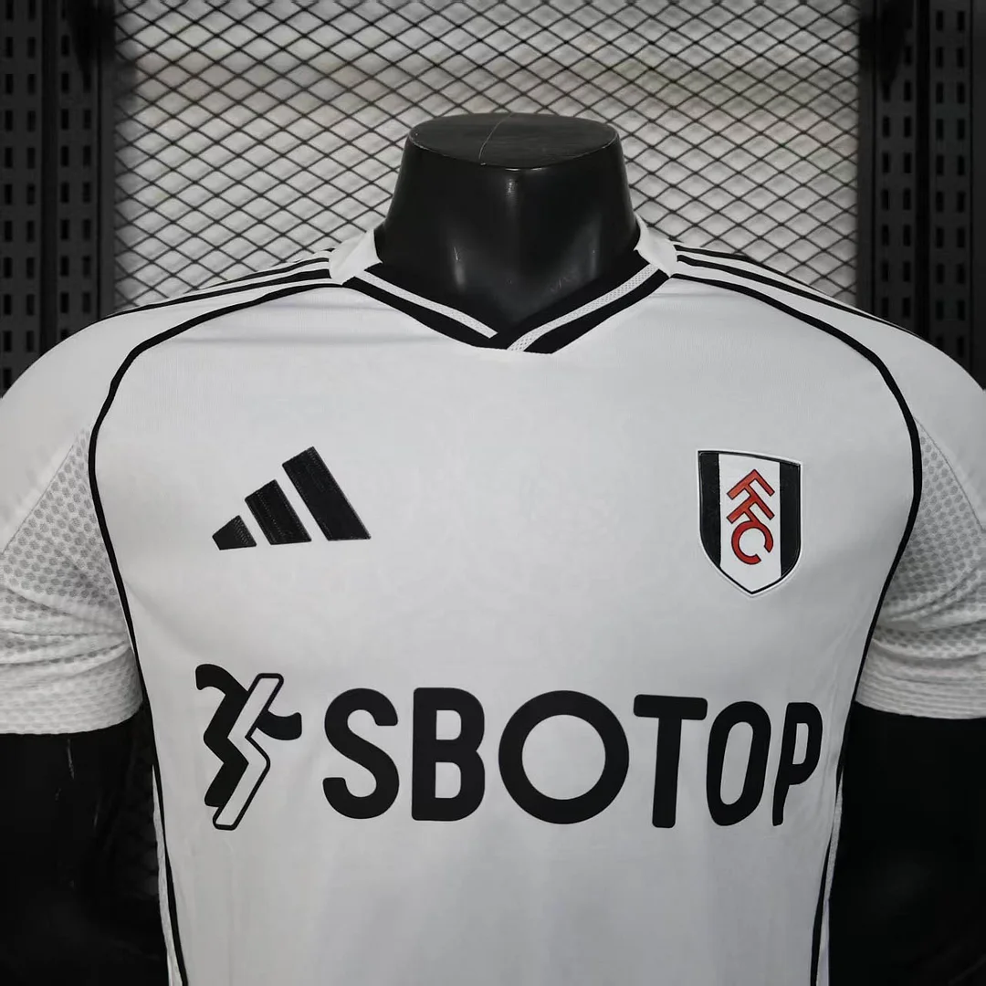 2025/2026 Player Version Fulham Home Football Shirt 1:1 Thai Quality - Image 3